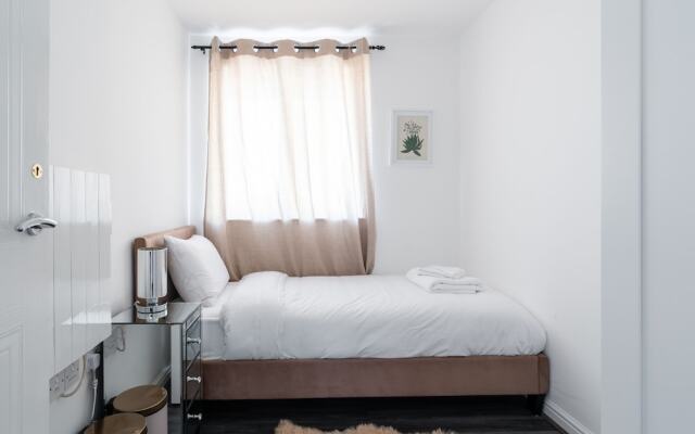 Stowe Suite by Rehoboth - Abbey Wood