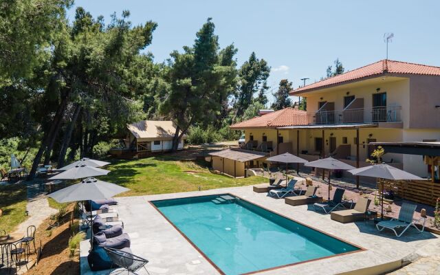 Pefkon Suites