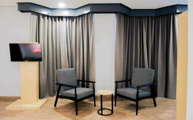 Oyo 1 Townhouse Hotel Salemba