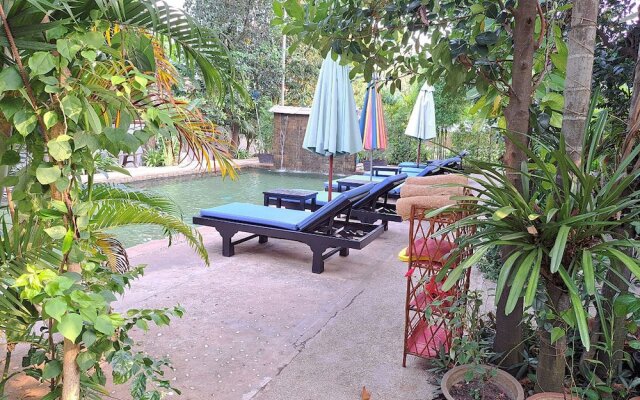 Nary Villa