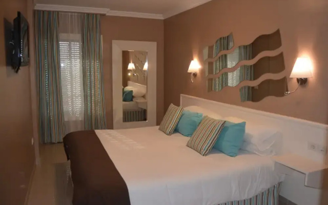 RF La Quinta Park Suites