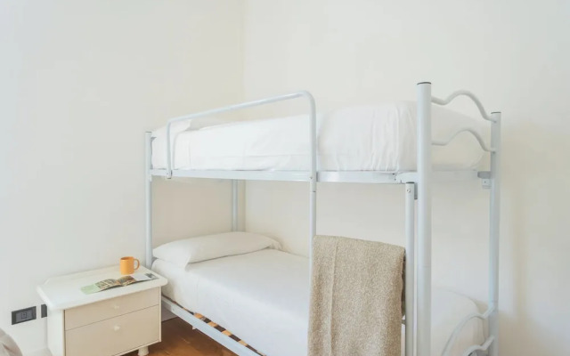 Ponente Balcony & Garden by Rent all Como