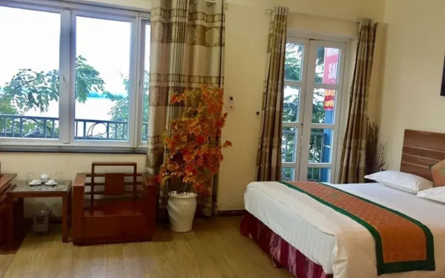 Westlake Hotel - Lac Long Quan