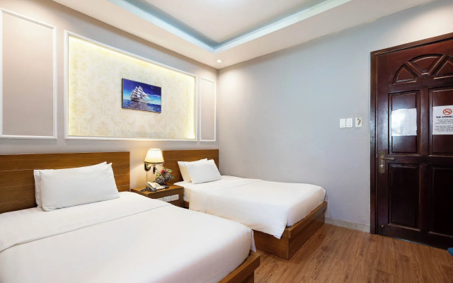 Lucky Star Hotel 266 De Tham