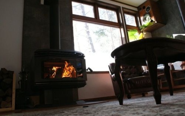 Deep & Steep Lodge Hakuba – Guest Rooms – Hakuba