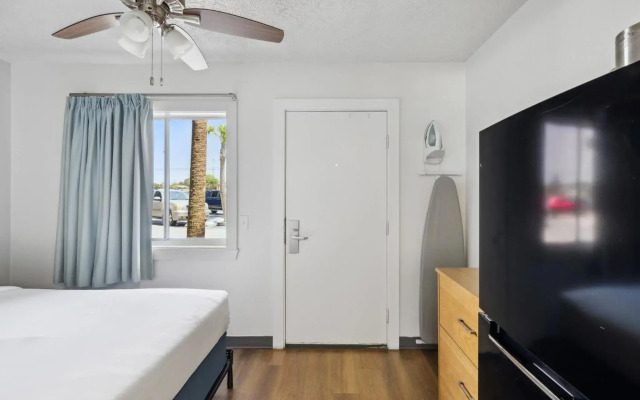 Sugar Sands Beachfront Hotel, a By The Sea Resort