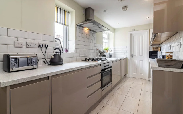 DE LUXE SHORT STAYS-Dovecote House