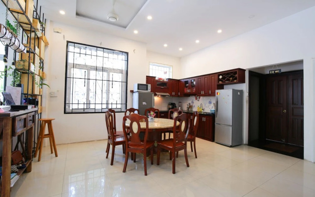 Little Flower Homestay Da Nang