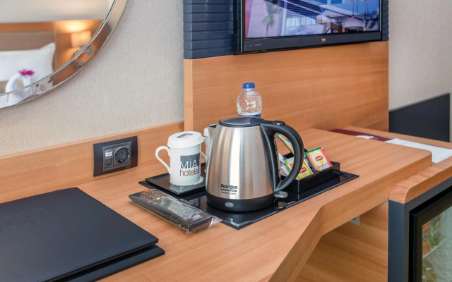 Mia City Hotel