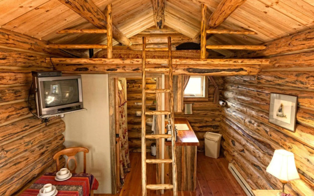 Log Cabin Motel