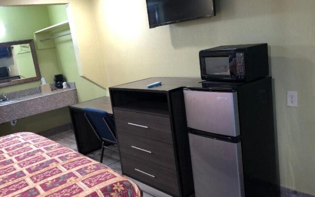 Gateway Motor Inn