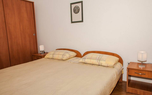 Apartment Pupa - nice family apartments: A2 Mihael Petrcane, Zadar riviera