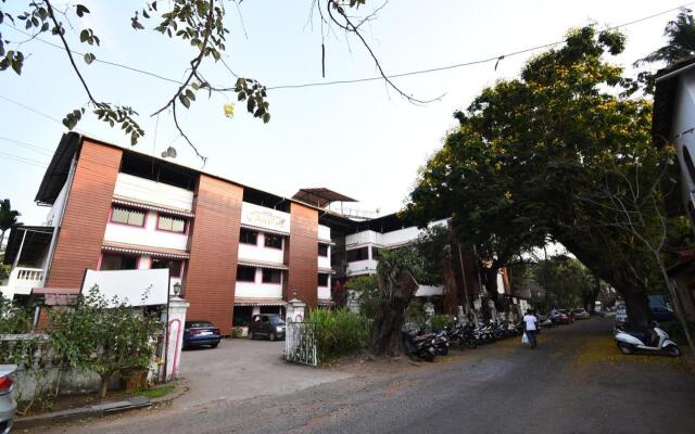 Hotel Campal