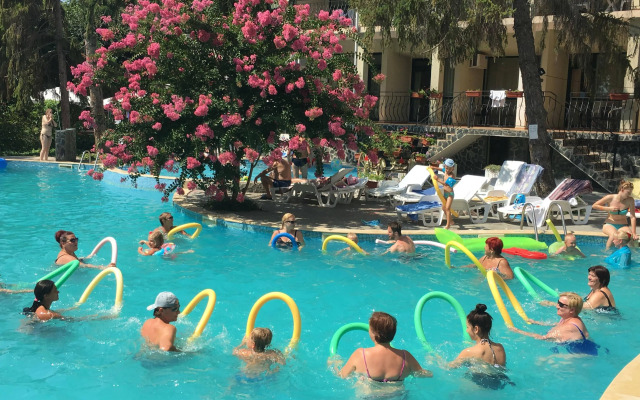 Park Hotel Briz All Inclusive- Free Parking