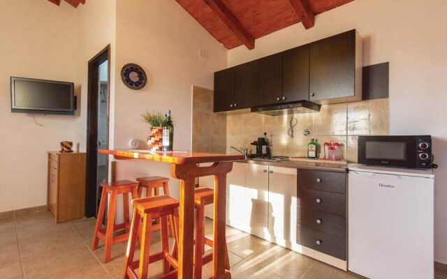 Awesome Home in Pula With