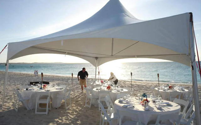 Sibonné Beach Hotel