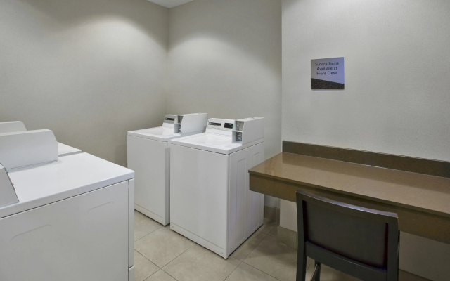 Embassy Suites Columbus-Airport