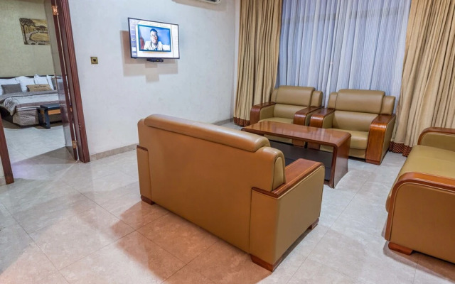 City Escape Hotel Prampram