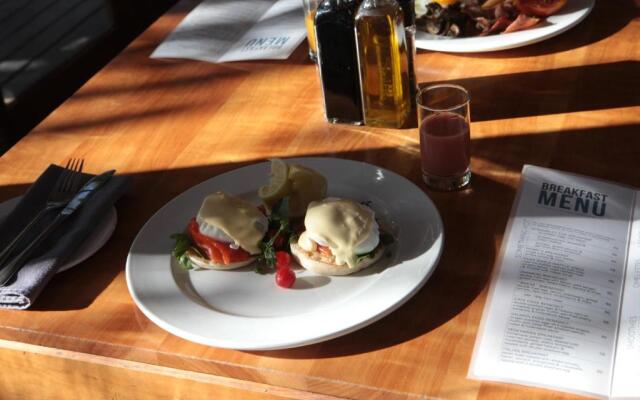 Perrys Bridge Hollow Boutique Hotel