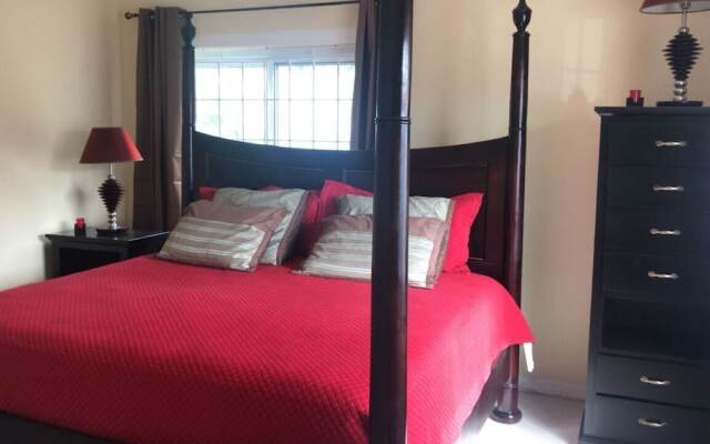 New Kingston Guest Apartment at Sandhurst