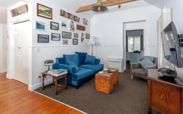 Kuranui Cottage