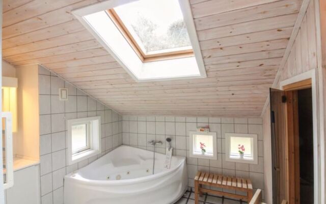 "Nela" - 400m from the sea in Bornholm