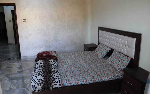 Al Maha Hostel And Apartments