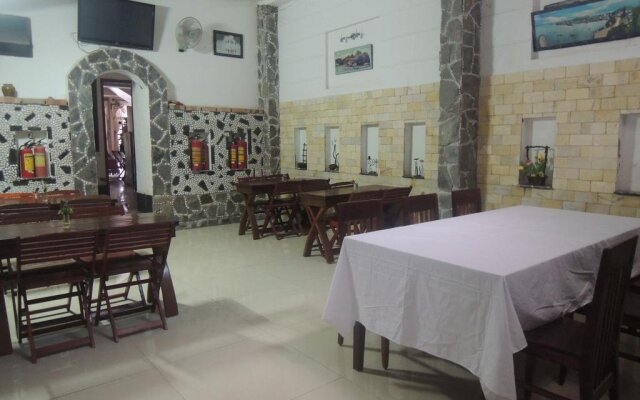 Ngoc Quynh Hotel