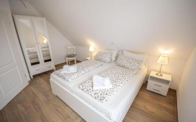 Cuxhavener-Strasse-5-5