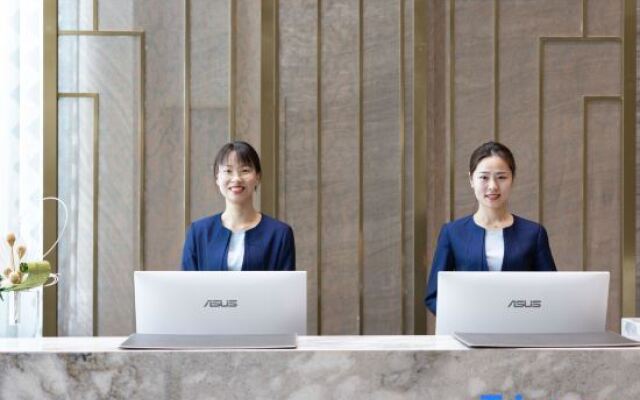 Xintiandi Jianguo Hotel