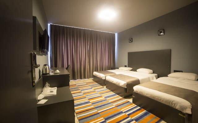 Atos Otel
