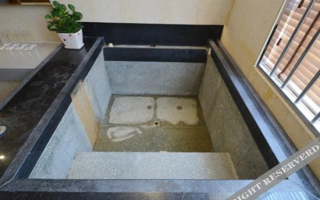 Nanjing Tangjia Yupin Hot Spring Hotel