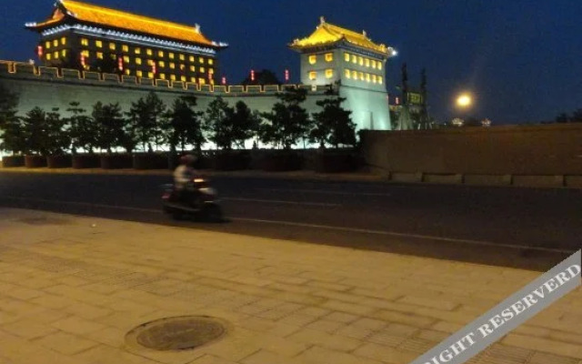 Yaju Chain Hotel Xi'an Nanshaomen Zhongmao Square