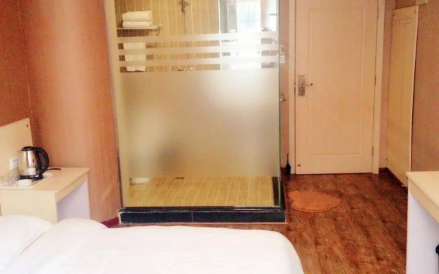Qingdao Jinkai Bussiness Hotel