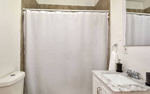 Gorgeous 2br with Garden and BBQ :)