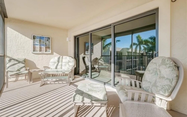 Sea Oats 336 2 Bedroom Condo by RedAwning