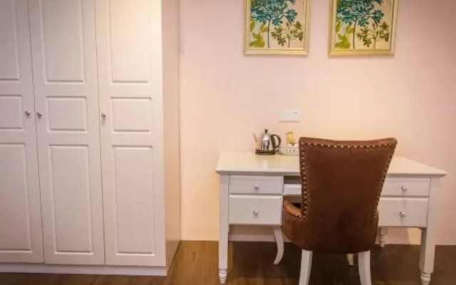 Chaozhou Two Wood Hostel