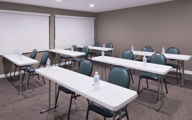 Best Western Plus La Mid Town Hotel