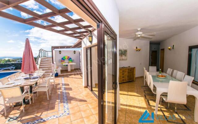 Villa Montana - LH113 By Villas Now Ltd