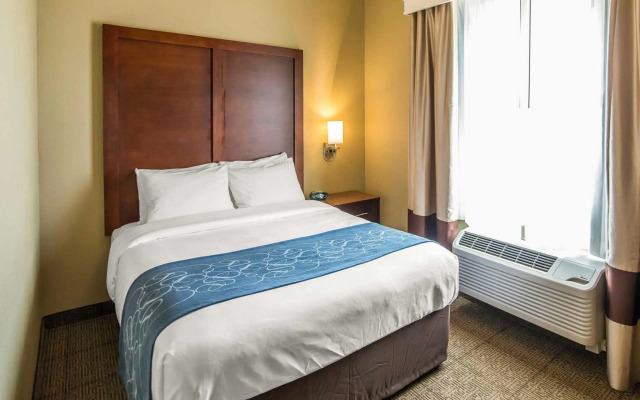 Comfort Suites Dodge City