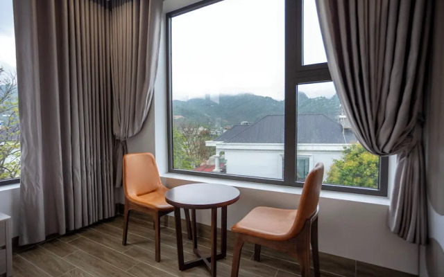 Victoria Hotel MC - by BAY LUXURY