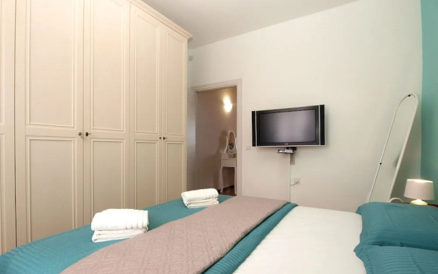 Apartment 1872