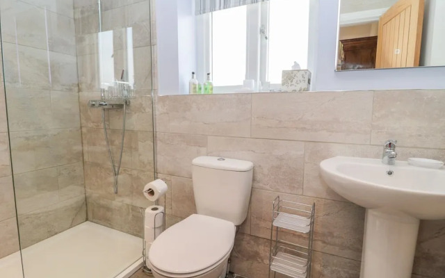 Stublic View The Drive Lodge