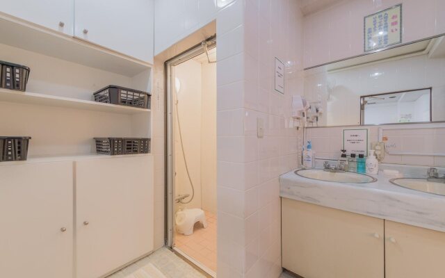 Capsule Kinuyahotel Ikebukuro - Men Only