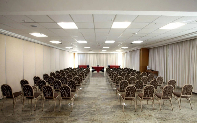 Royal Macaé Palace Hotel