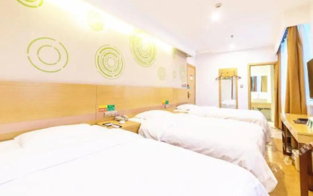 GreenTree Inn Taiyuan Wanbailin District West Bua Station Express Hotel
