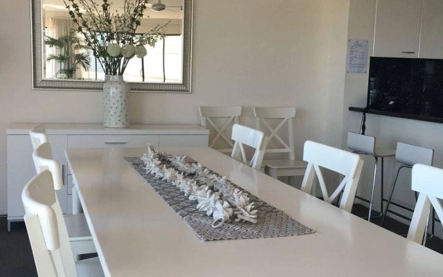 Manly Surfside Holiday Apartments