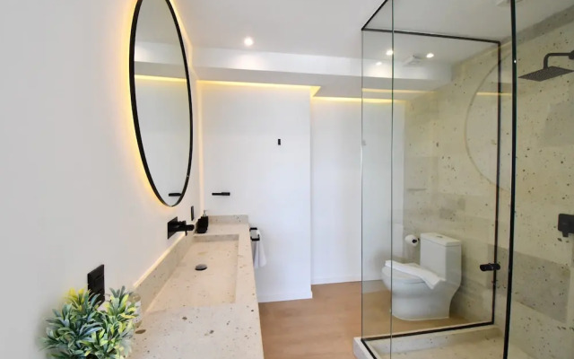 Kumaru Suites by The Spot Rentals