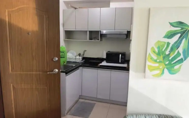 OYO 1172 MVM Transient House