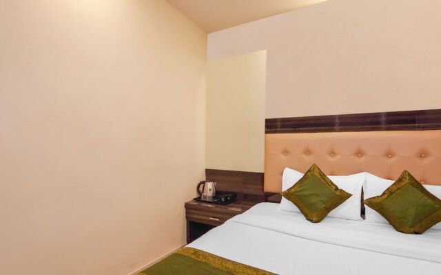 Hotel Palace Residency